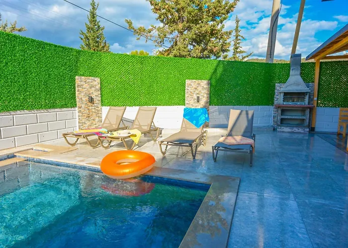 Lavanta - Private Pool & Jacuzzi - * フェティエ