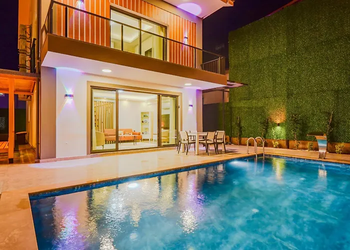 ヴィラ Lavanta - Private Pool & Jacuzzi - フェティエ